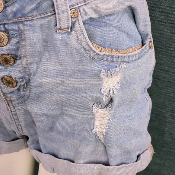 For Kitty Rescue! EnJean High Waist Shorts, Button Fly - Picture 4 of 12